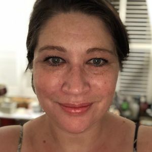 Meet your Posher, Tania